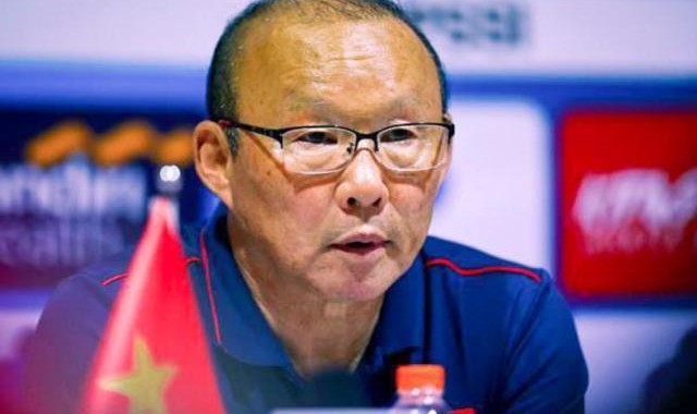 足球数据库-朴恒绪自责：我的换人有问题 追平后没法加强防守