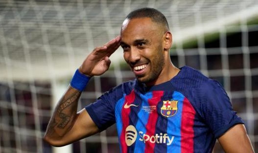 篮球即时比分-慈善赛变展销会，巴萨还谈B席？先注册孔德是正事