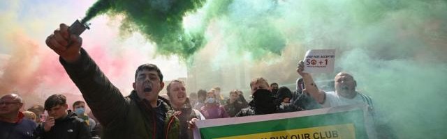 足球即时比分-官方谴责部分曼联球迷 英媒名宿：格雷泽才是元凶