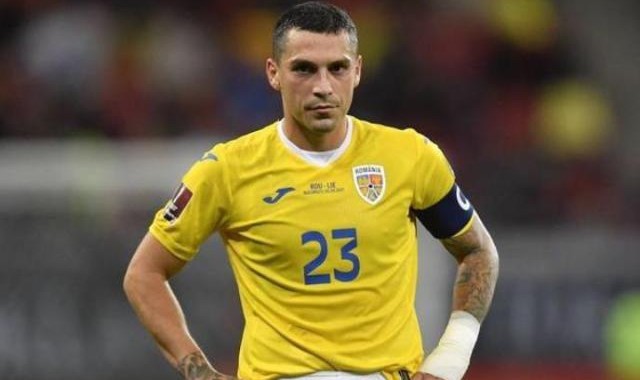 篮球数据库-斯坦丘闪离三镇即将告别中超 降薪转会投昔日恩师